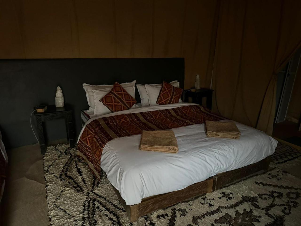 Erg Chebbi Romantic Desert Camp Мерзуга Экстерьер фото